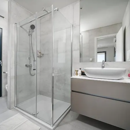 Sea Of Dreams Βόντιτσε